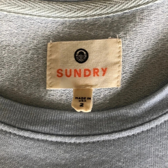 💕Like new SUNDRY Sweatshirt - so soft💕 - Picture 5 of 6